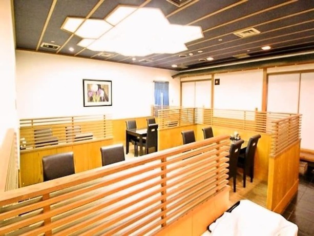 Imagen del bar/restaurante del Hotel Ota Now Resort. Foto 5