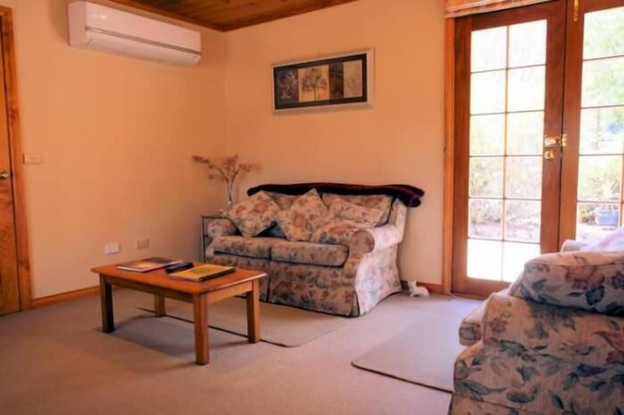 Imagen de la habitación del Hotel Otago Cottage. Foto 7