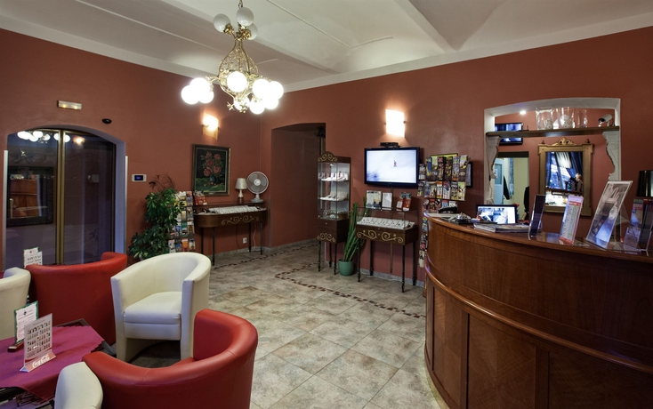 Imagen de los interiores del Hotel Otakar. Foto 14