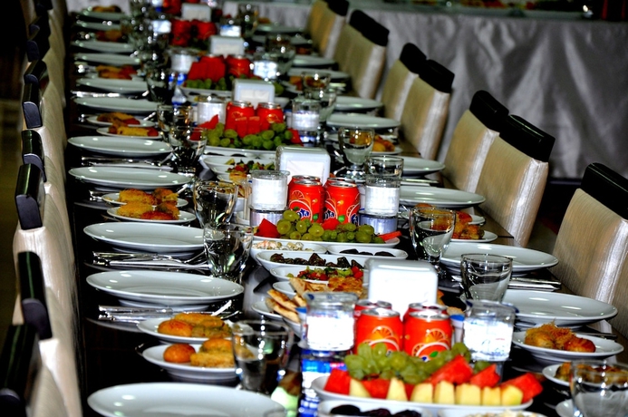 Imagen del bar/restaurante del Hotel Otel Bayburt Konaklama. Foto 6