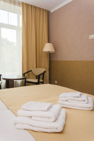 Imagen de la habitación del Hotel Otel Elisa Inn. Foto 7