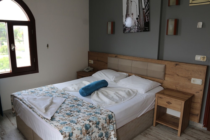 Imagen de la habitación del Hotel Otel Eroglu. Foto 2