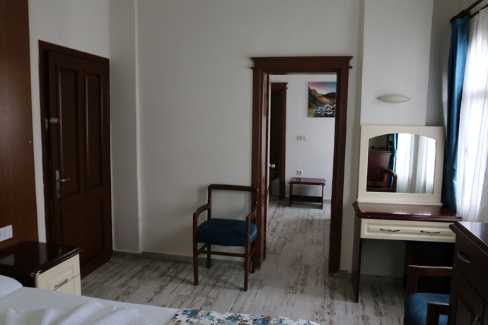 Imagen de la habitación del Hotel Otel Eroglu. Foto 8