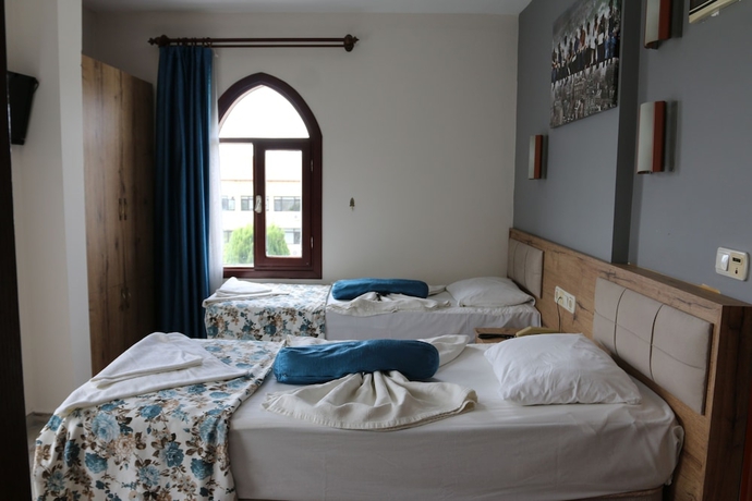 Imagen de la habitación del Hotel Otel Eroglu. Foto 16