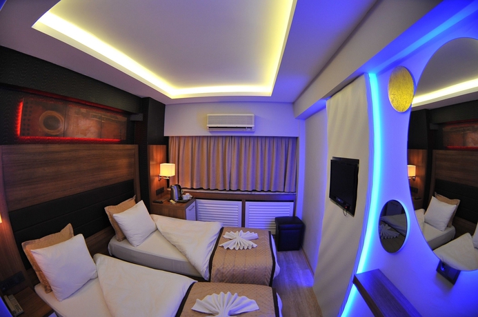 Imagen de la habitación del Hotel Otel Kabacam. Foto 13