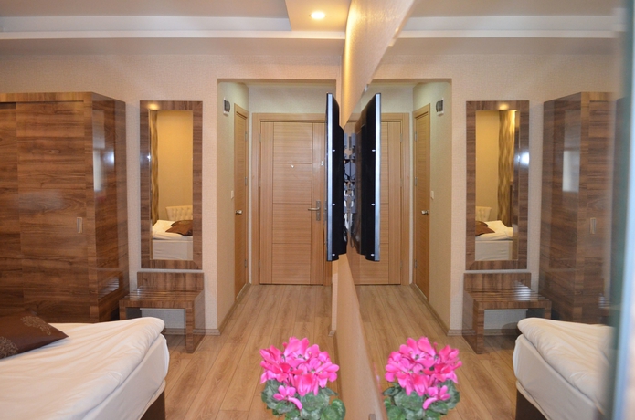Imagen de la habitación del Hotel Otel Le Grand. Foto 8