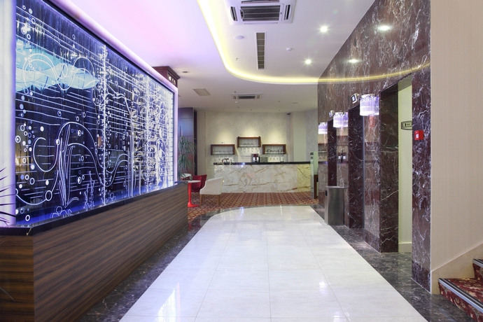 Imagen de los interiores del Hotel Otel Senbayrak City. Foto 13