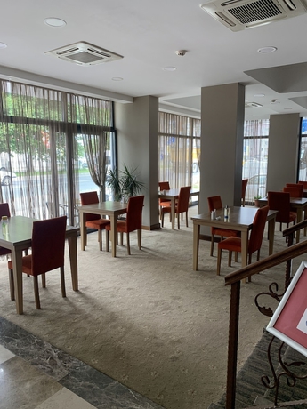 Imagen del bar/restaurante del Hotel Otel Vona Ordu. Foto 2