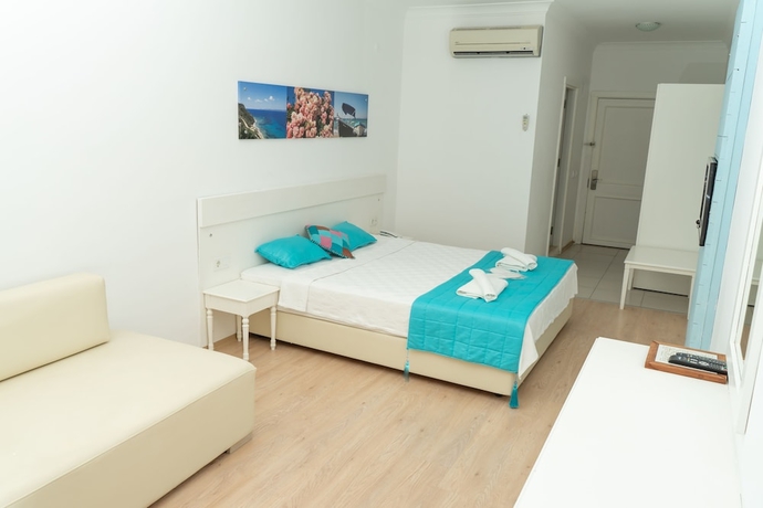Imagen de la habitación del Hotel Otel Yeni Residence. Foto 7