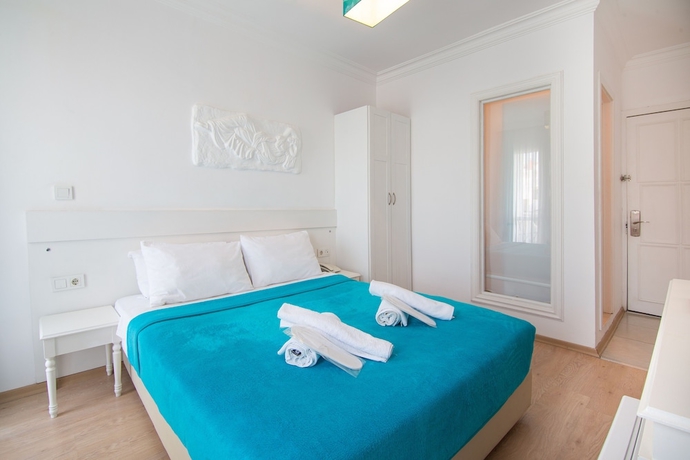 Imagen de la habitación del Hotel Otel Yeni Residence. Foto 12