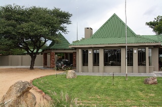 Imagen de los exteriores del Hotel Otjiwa Lodge. Foto 10