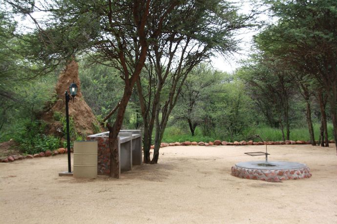 Imagen de los exteriores del Hotel Otjiwa Safari Lodge. Foto 10
