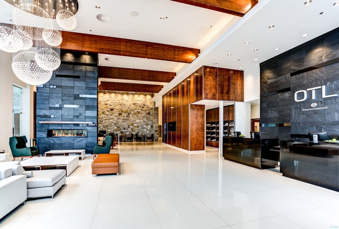Imagen de los interiores del Hotel Otl Gouverneur Saguenay. Foto 16
