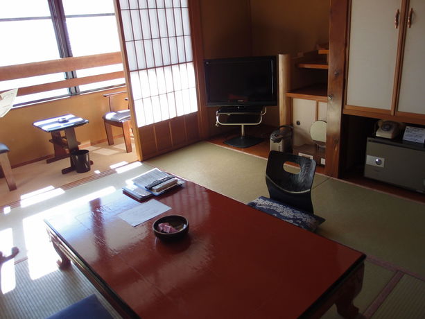 Imagen del bar/restaurante del Hotel Otogi-tei Kofu. Foto 4