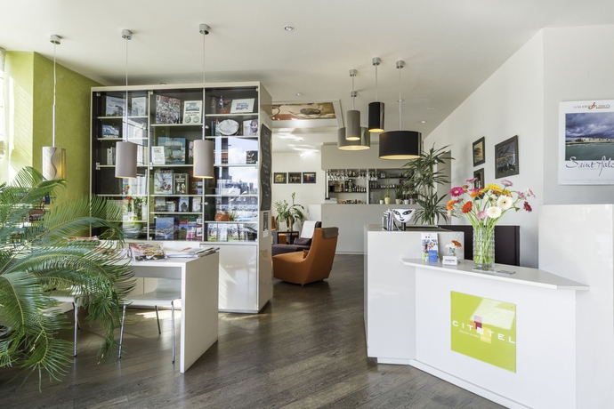 Imagen de los interiores del Hotel Otonali. Foto 12