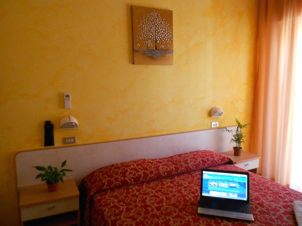 Imagen de la habitación del Hotel Ottavia. Foto 4