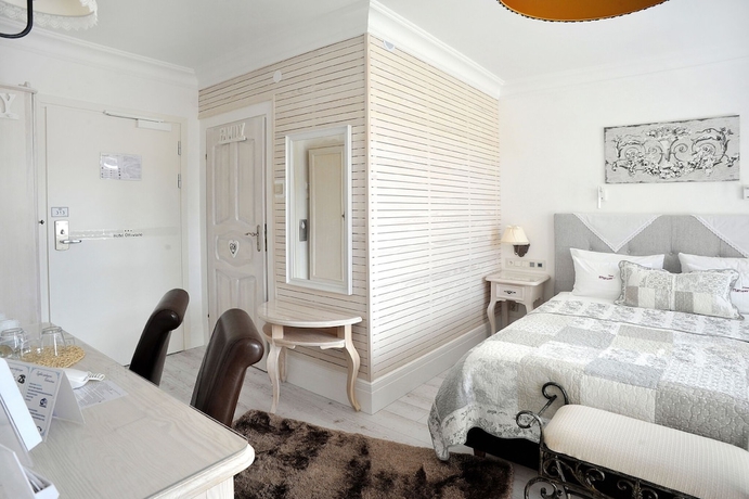 Imagen de la habitación del Hotel Ottaviano. Foto 6