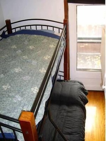 Imagen general del Hotel Ottawa Backpackers Inn. Foto 2