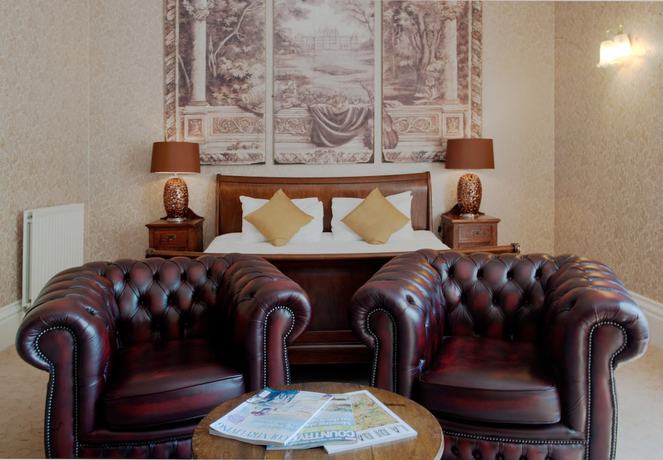 Imagen de la habitación del Hotel Otterburn Castle. Foto 4