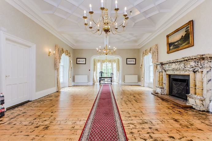 Imagen de los interiores del Hotel Otterburn Castle. Foto 12