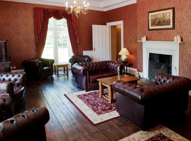 Imagen de los interiores del Hotel Otterburn Castle. Foto 14