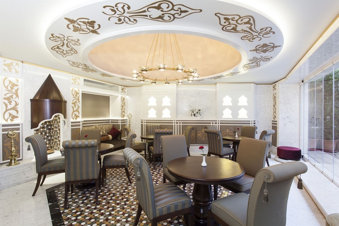 Imagen del bar/restaurante del Hotel Ottoman Imperial - Special Class. Foto 1