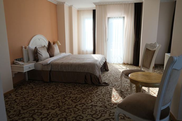 Imagen de la habitación del Hotel Ottoman Sakarya. Foto 17