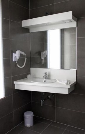 Imagen de la habitación del Hotel Otus. Foto 10