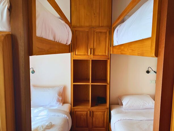 Imagen de la habitación del Hotel Oudomsin Vangvieng. Foto 17