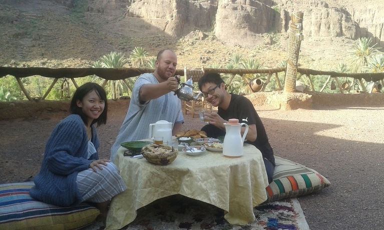 Imagen del bar/restaurante del Hotel Ouednoujoum Ecolodge and Spa. Foto 7