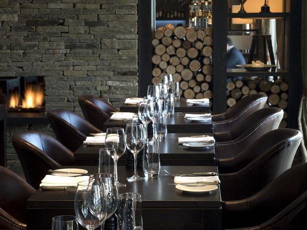 Imagen de los interiores del Hotel Oulton Hall , Spa and Golf Resort. Foto 12