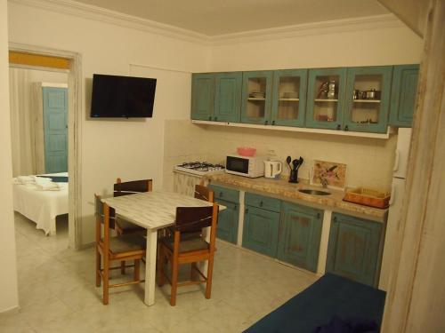 Imagen de la habitación del Hotel &Ouml;ZCEM APART HOTEL FETHİYE. Foto 5