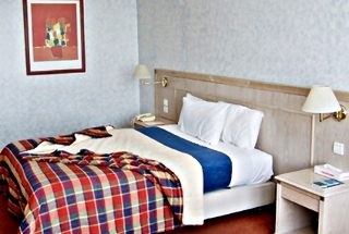 Imagen de la habitación del Hotel Oumlil. Foto 7