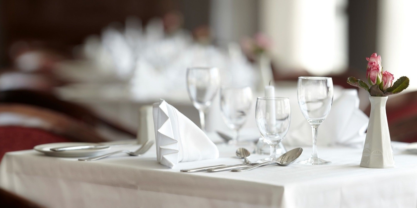 Imagen del bar/restaurante del Hotel Örk. Foto 6