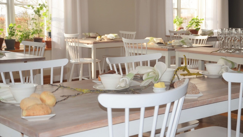 Imagen del bar/restaurante del Hotel &Ouml;rum 119. Foto 5