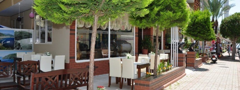 Imagen del bar/restaurante del Hotel Özcan. Foto 3