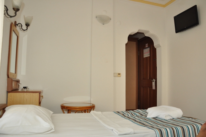 Imagen de la habitación del Hotel Özcan. Foto 6