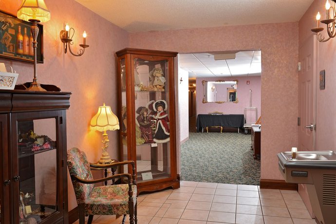 Imagen de los interiores del Hotel Our Guest Inn And Suites - Downtown. Foto 19