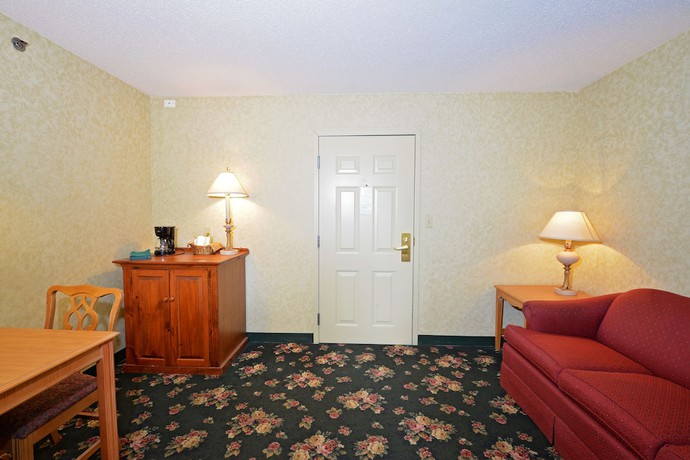 Imagen de la habitación del Hotel Our Guest Inn And Suites - Downtown. Foto 13