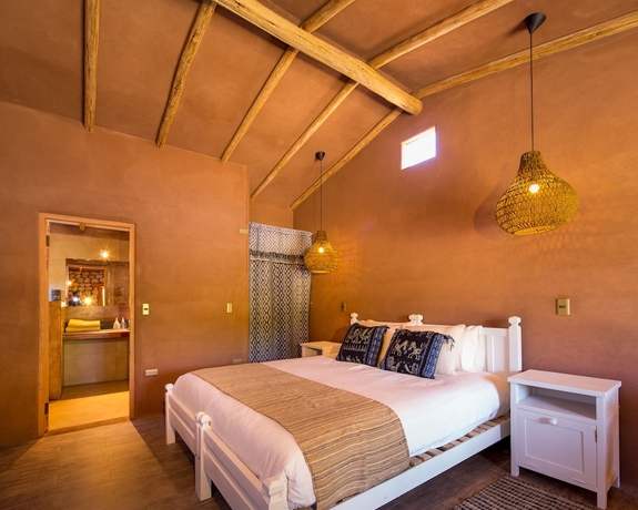 Imagen de la habitación del Hotel Our Habitas Atacama. Foto 16