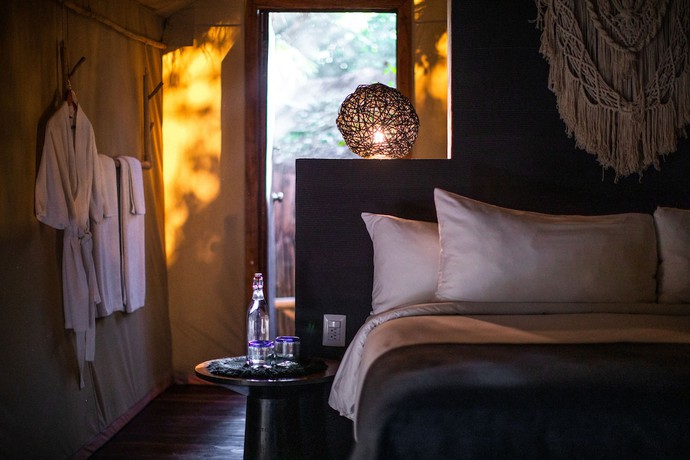 Imagen de la habitación del Hotel Our Habitas Tulum. Foto 3