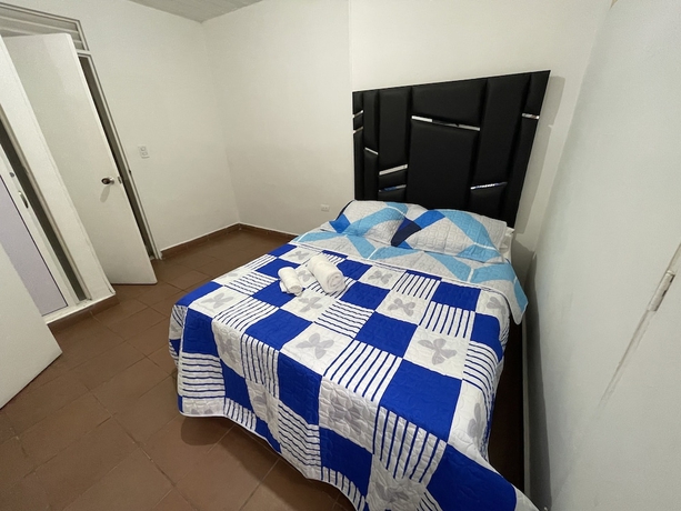 Imagen de la habitación del Hotel Our Home San Antonio. Foto 11