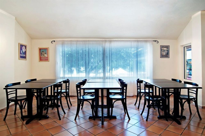 Imagen de los interiores del Hotel Ourania Apartments. Foto 11