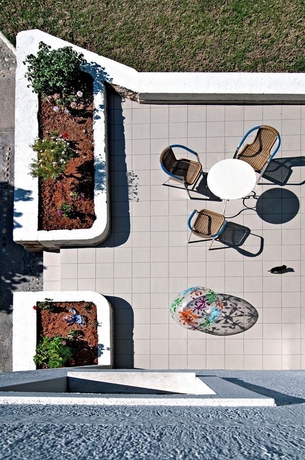 Imagen de los exteriores del Hotel Ourania Apartments. Foto 8