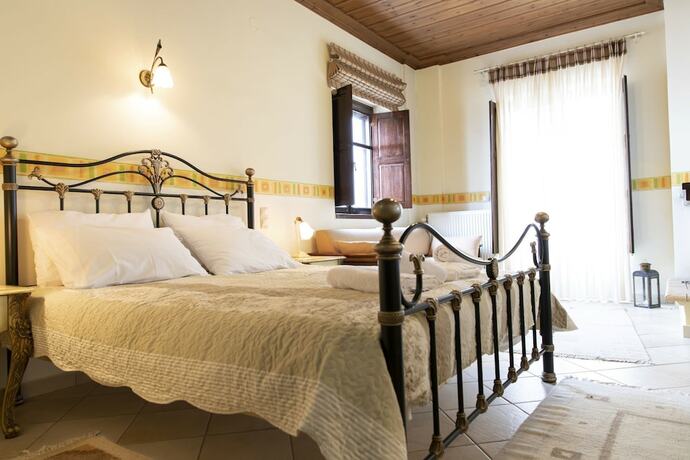 Imagen general del Hotel Ouranogiton. Foto 7