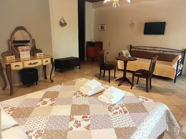 Imagen general del Hotel Ouranogiton. Foto 12