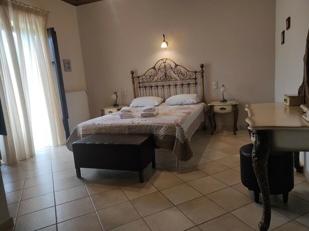 Imagen general del Hotel Ouranogiton. Foto 14