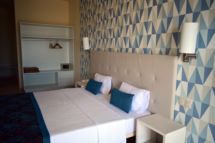 Imagen de la habitación del Hotel Ouril Agueda. Foto 8