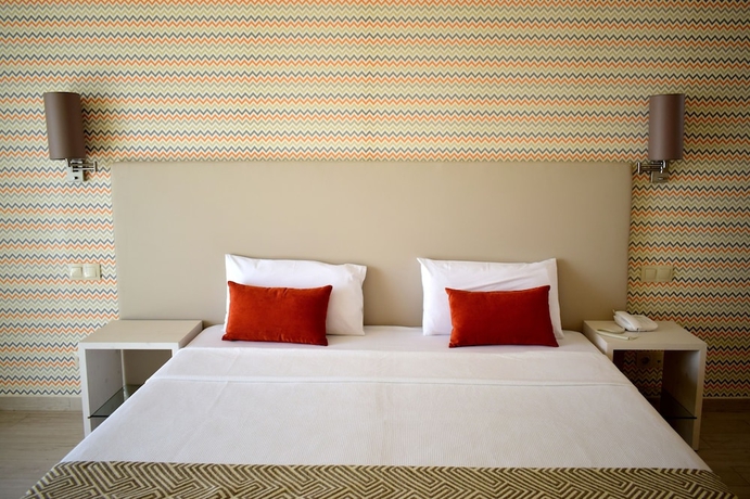 Imagen de la habitación del Hotel Ouril Agueda. Foto 12