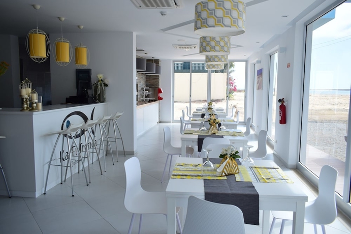 Imagen del bar/restaurante del Hotel Ouril Agueda. Foto 2